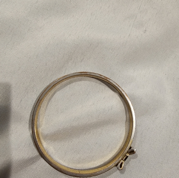 Kate Spadw Bow Bracelet - Picture 5 of 5